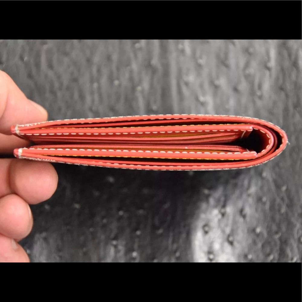 Authentic Goyard Victorie Wallet in Red - Picture 4 of 7